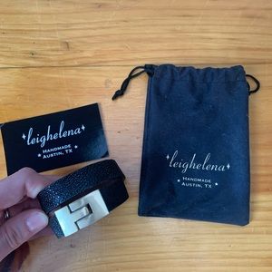 Leighelena stingray leather wrap bracelet